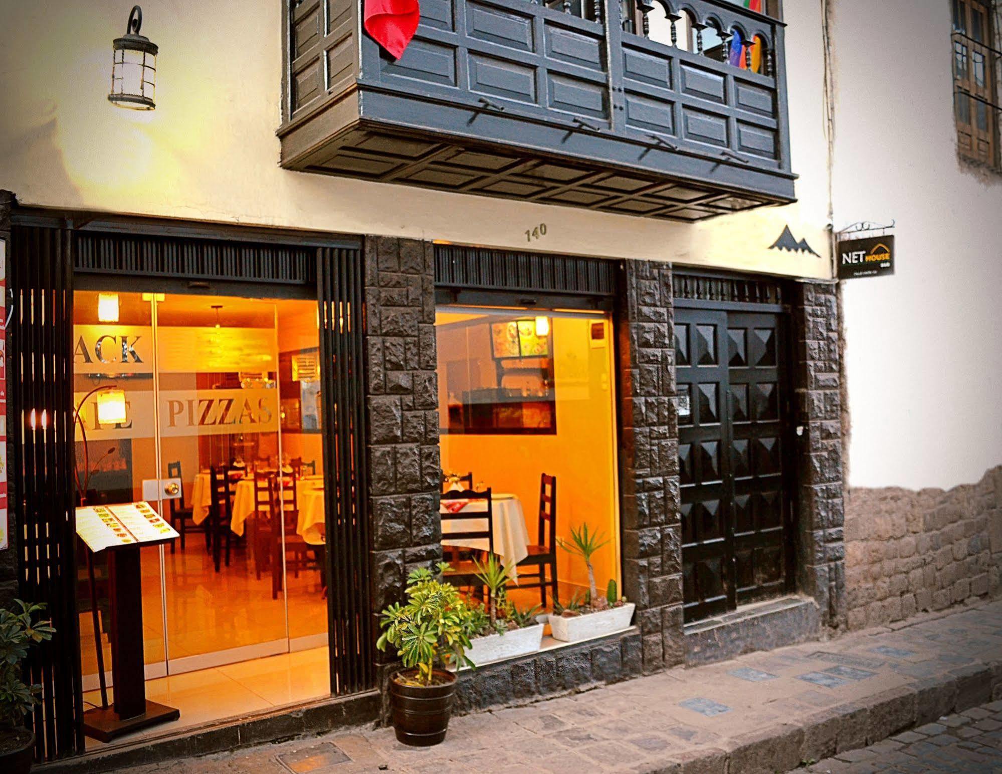 Net House Cusco Bed & Breakfast Exterior photo